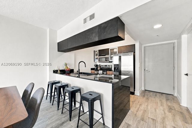 1750 N Bayshore Dr 1912, Miami, FL 33132