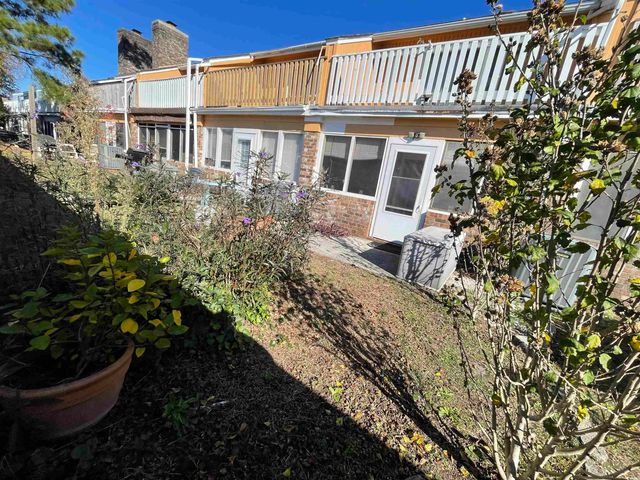 1851 Fairway Ridge Dr Apt 7E, Surfside Beach, SC 29575