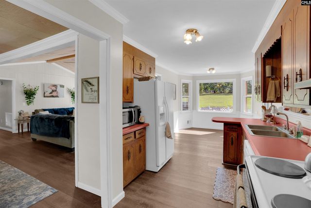 222 Farmdale Drive, Lexington, SC 29073