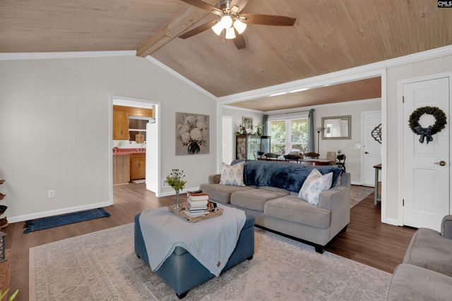 222 Farmdale Drive, Lexington, SC 29073