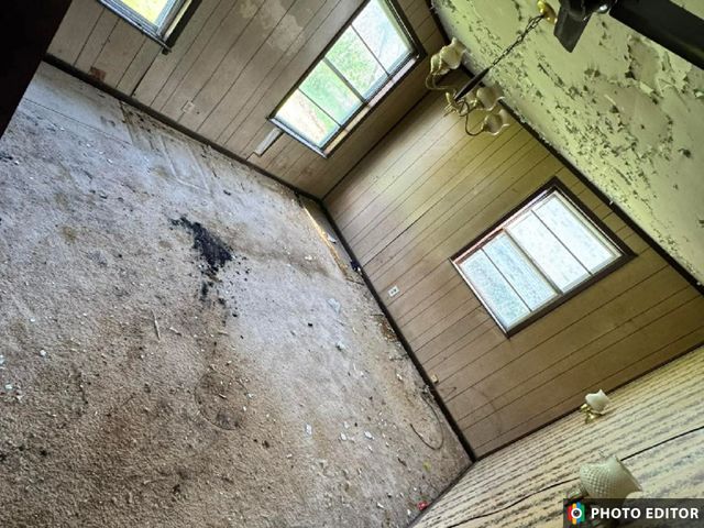 1304 N Wood Street, Cleburne, TX 76033