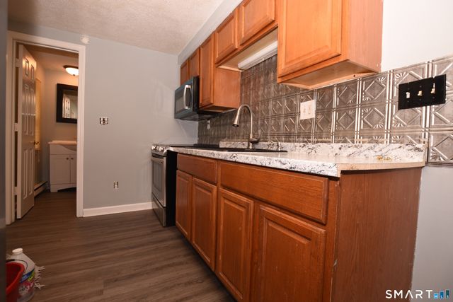 85 Stillson Road, Waterbury, CT 06705
