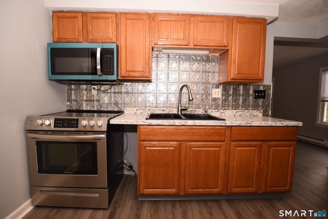 85 Stillson Road, Waterbury, CT 06705