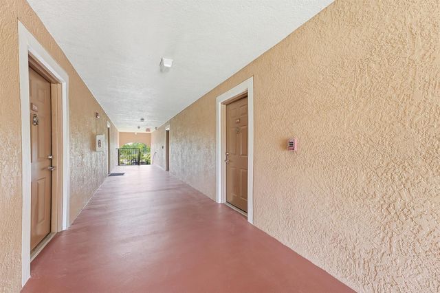 3790 NW Mediterranean Lane 303, Jensen Beach, FL 34957