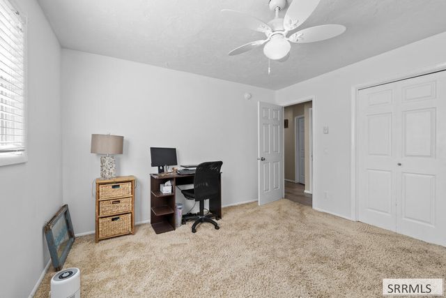 1263 Londonderry Avenue, Idaho Falls, ID 83404