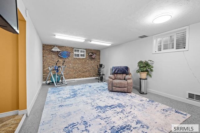 1263 Londonderry Avenue, Idaho Falls, ID 83404