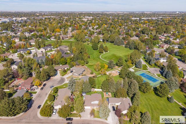 1263 Londonderry Avenue, Idaho Falls, ID 83404