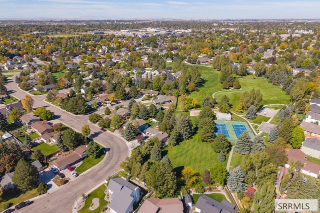 1263 Londonderry Avenue, Idaho Falls, ID 83404