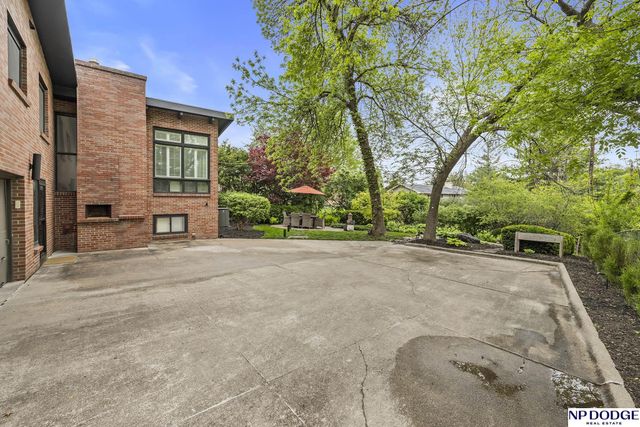 1115 N 60 Street, Omaha, NE 68132