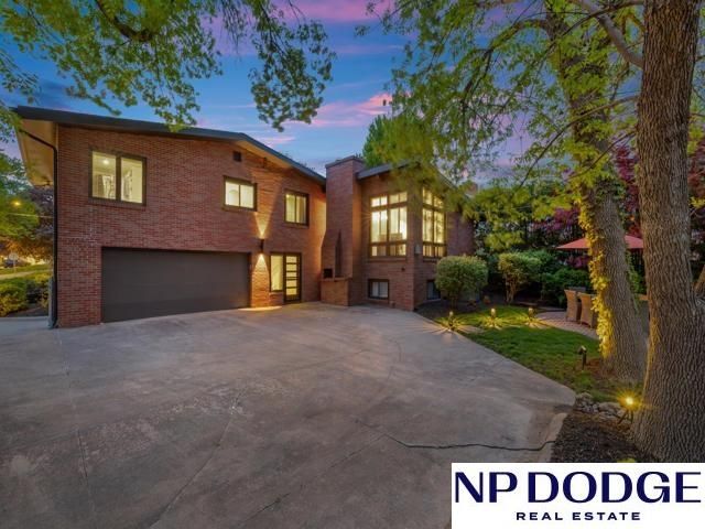 1115 N 60 Street, Omaha, NE 68132