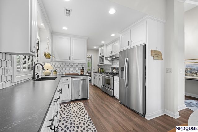 1115 N 60 Street, Omaha, NE 68132