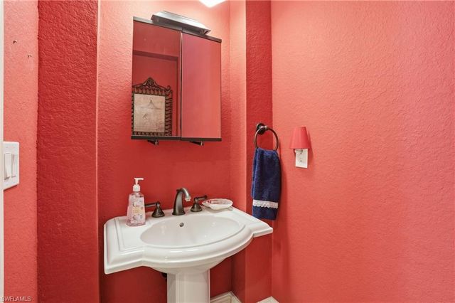 3801 River Point DR, Fort Myers, FL 33905