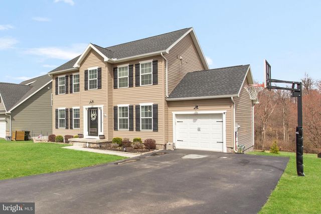 86 HOMESTEAD DR, Hanover, PA 17331