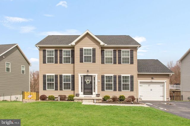 86 HOMESTEAD DR, Hanover, PA 17331