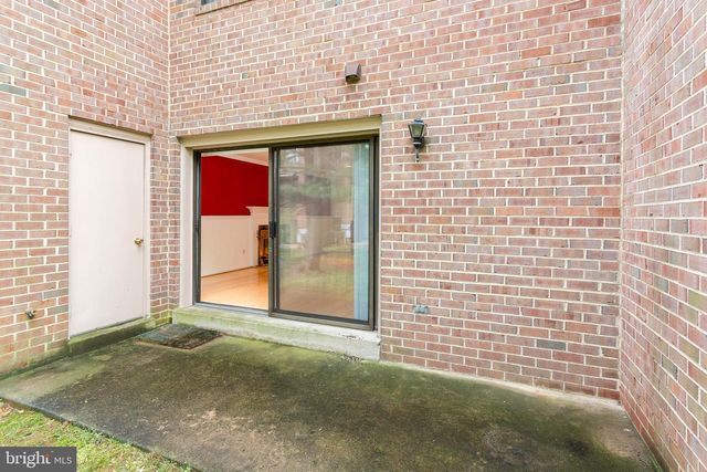 3745-B MADISON LN, Falls Church, VA 22041