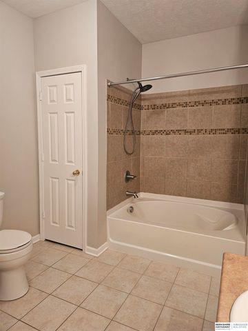 14109 Tregaron Ridge Avenue, Bellevue, NE 68123