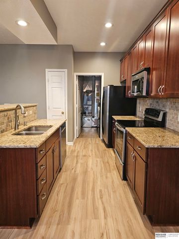 14109 Tregaron Ridge Avenue, Bellevue, NE 68123