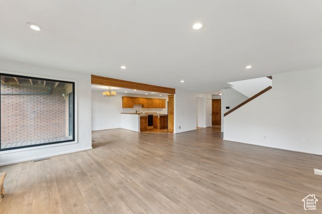 1679 VILLAGE ROUND DR, Park City, UT 84098