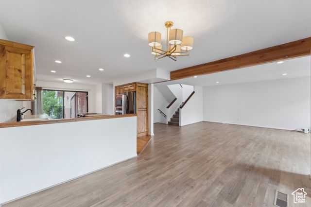 1679 VILLAGE ROUND DR, Park City, UT 84098