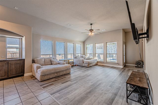 1116 Imperial Eagle Road, Alvarado, TX 76009