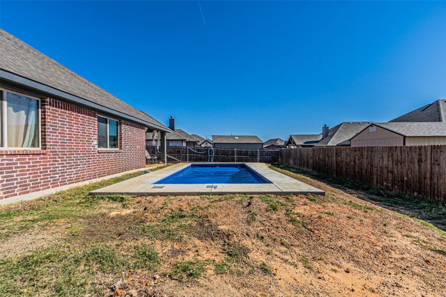 1116 Imperial Eagle Road, Alvarado, TX 76009