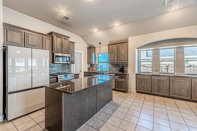 1116 Imperial Eagle Road, Alvarado, TX 76009