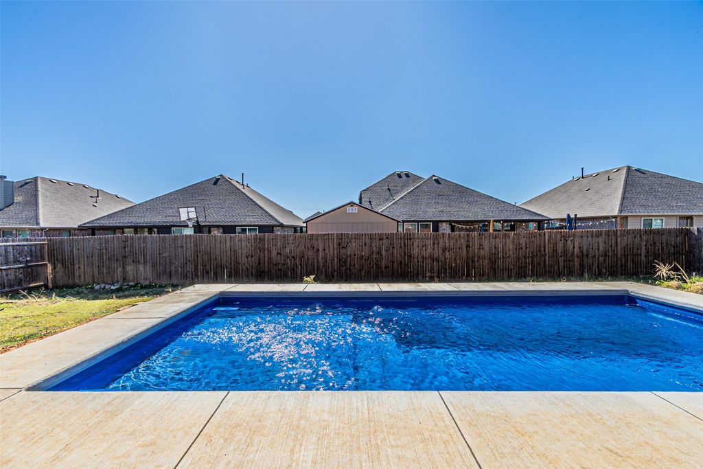 1116 Imperial Eagle Road, Alvarado, TX 76009