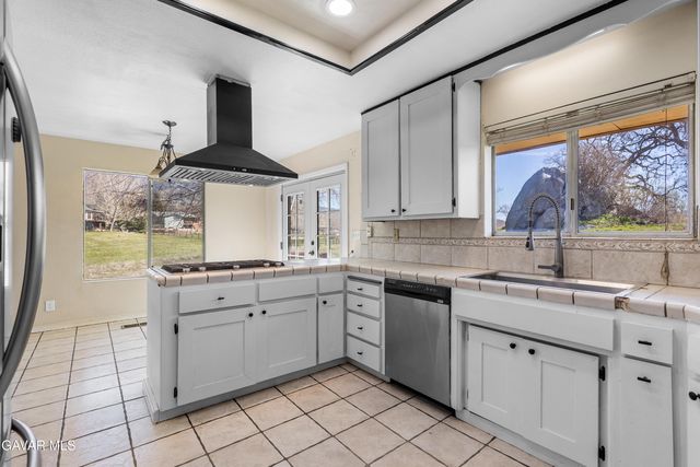 29960 Greenwater Drive, Tehachapi, CA 93561