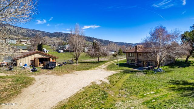 29960 Greenwater Drive, Tehachapi, CA 93561