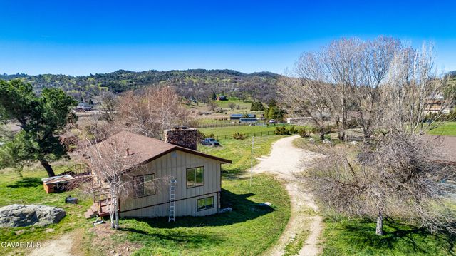 29960 Greenwater Drive, Tehachapi, CA 93561