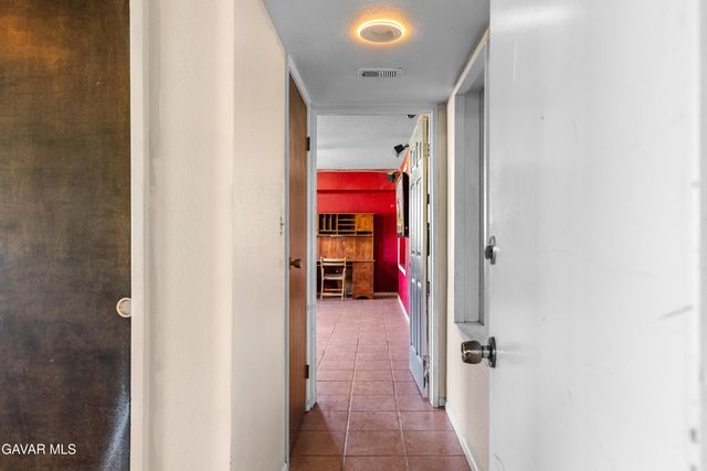 29960 Greenwater Drive, Tehachapi, CA 93561