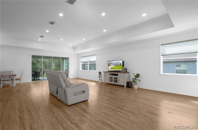 69 Grass Street, Homosassa, FL 34446