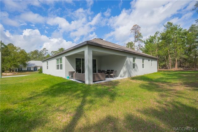 69 Grass Street, Homosassa, FL 34446