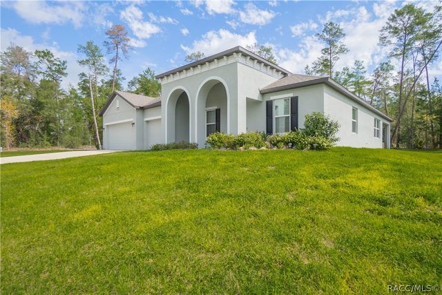 69 Grass Street, Homosassa, FL 34446