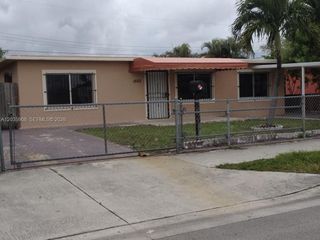1550 E 10th Ave, Hialeah, FL 33010