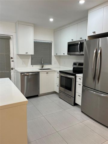 11855 NE 19th Dr 20, North Miami, FL 33181