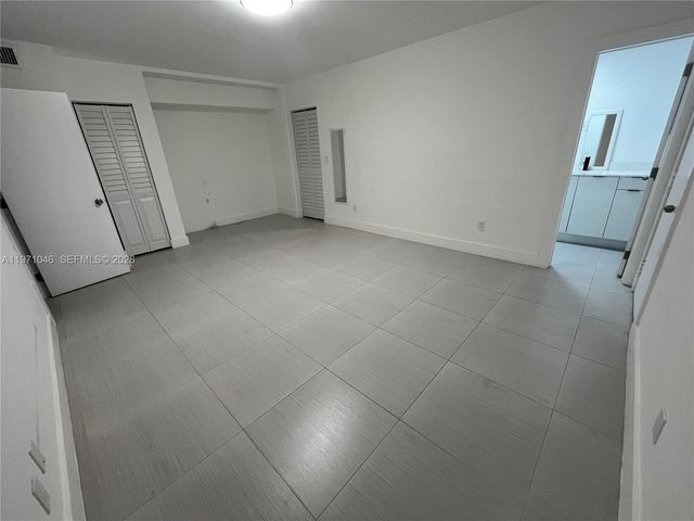 11855 NE 19th Dr 20, North Miami, FL 33181