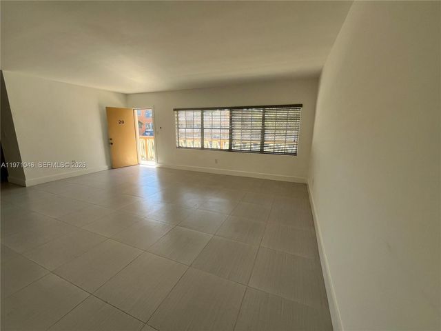 11855 NE 19th Dr 20, North Miami, FL 33181