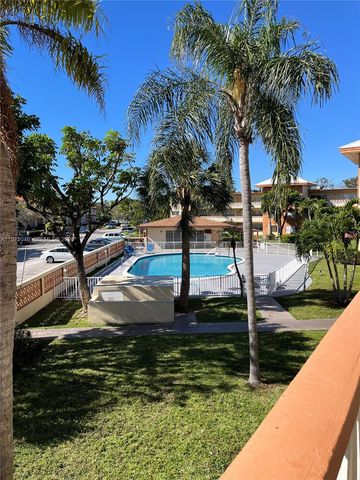 11855 NE 19th Dr 20, North Miami, FL 33181