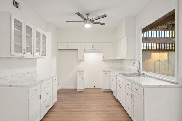 5815 Sugar Hill Drive, Houston, TX 77057