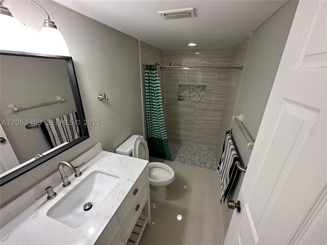 23442 Lyons Rd 404, Boca Raton, FL 33428