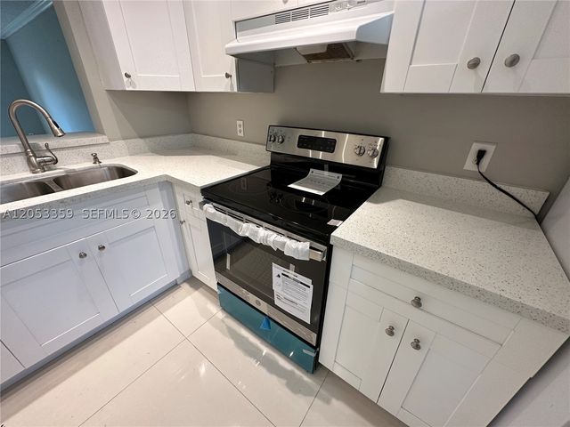 23442 Lyons Rd 404, Boca Raton, FL 33428