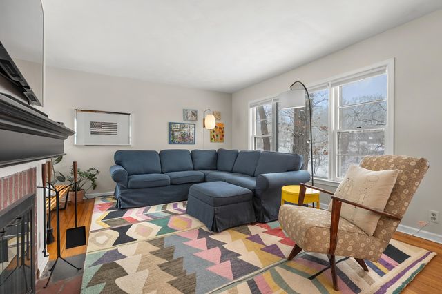 2400 Crest Drive, Kalamazoo City, MI 49008