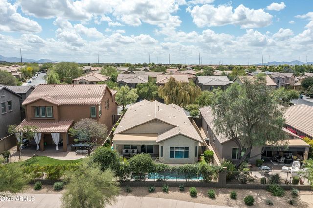 3756 E MATTHEW Drive, Phoenix, AZ 85050