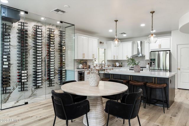 3756 E MATTHEW Drive, Phoenix, AZ 85050
