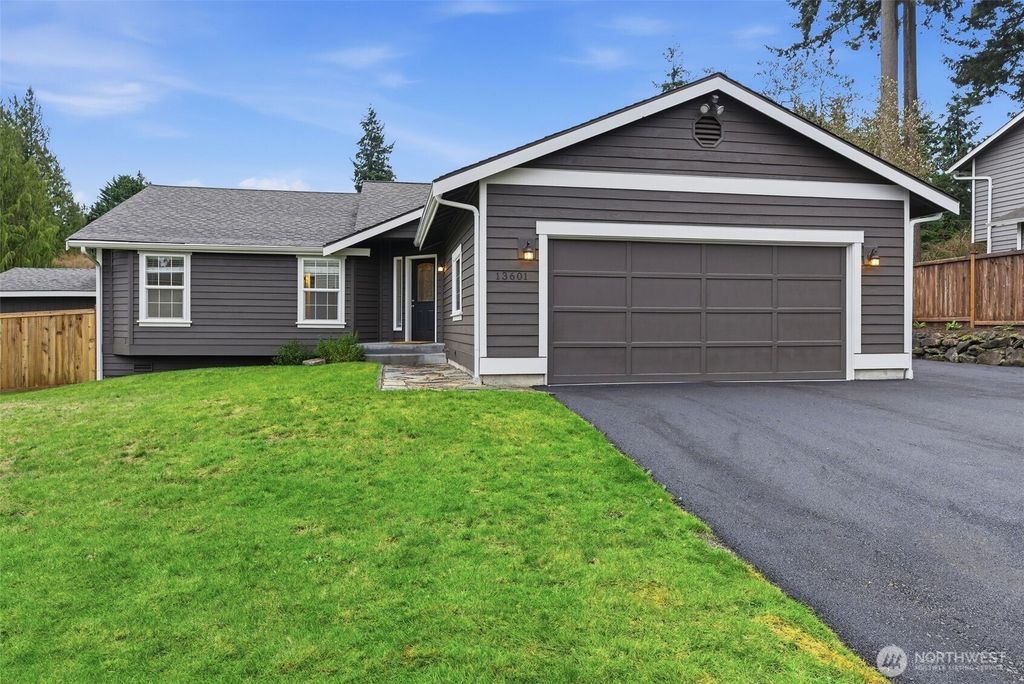 13601 49th Avenue SE, Snohomish, WA 98296