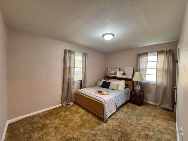 1501 SE 1st Street, Minot, ND 58701