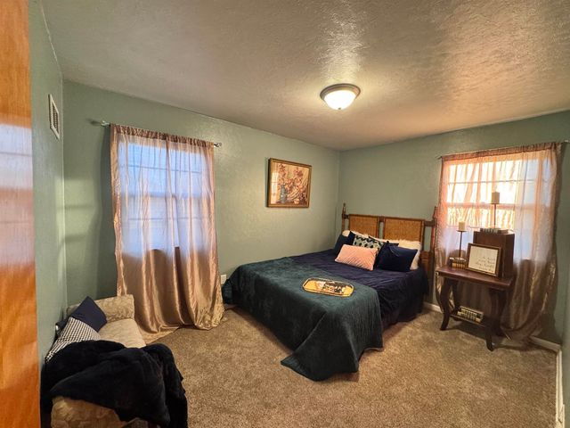 1501 SE 1st Street, Minot, ND 58701