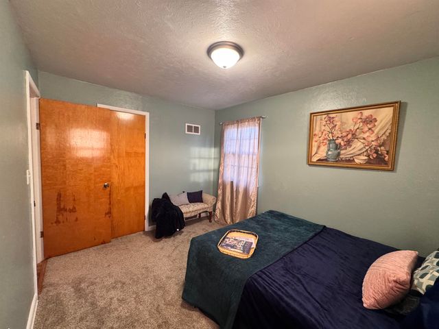 1501 SE 1st Street, Minot, ND 58701