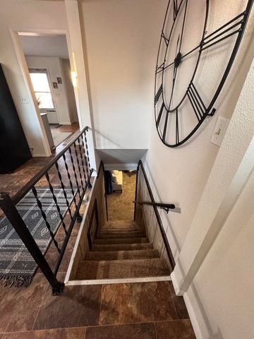 1501 SE 1st Street, Minot, ND 58701